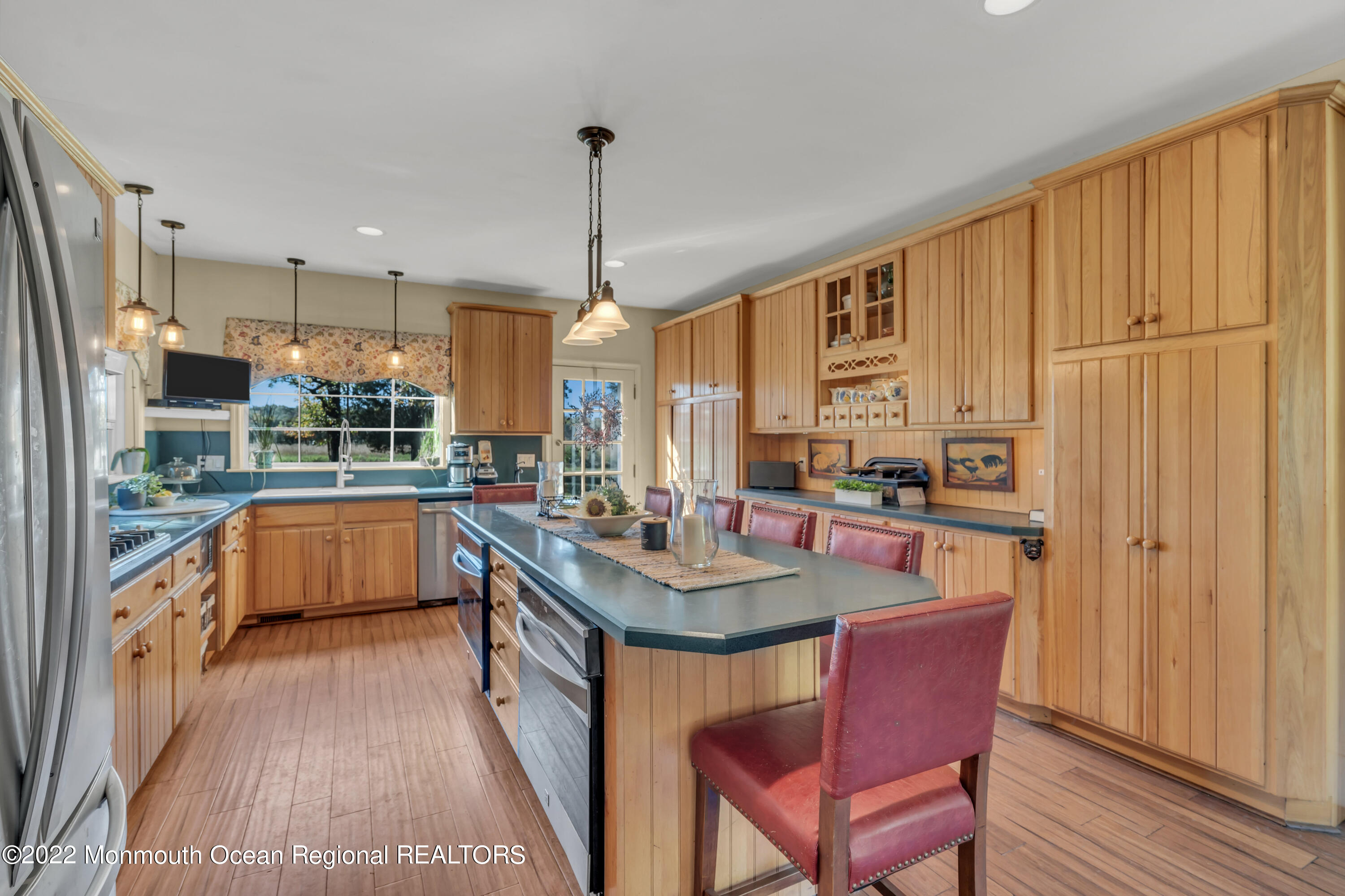761 Province Line Road Allentown, NJ 08501 - Photo 22 of 40 045_dsc04822