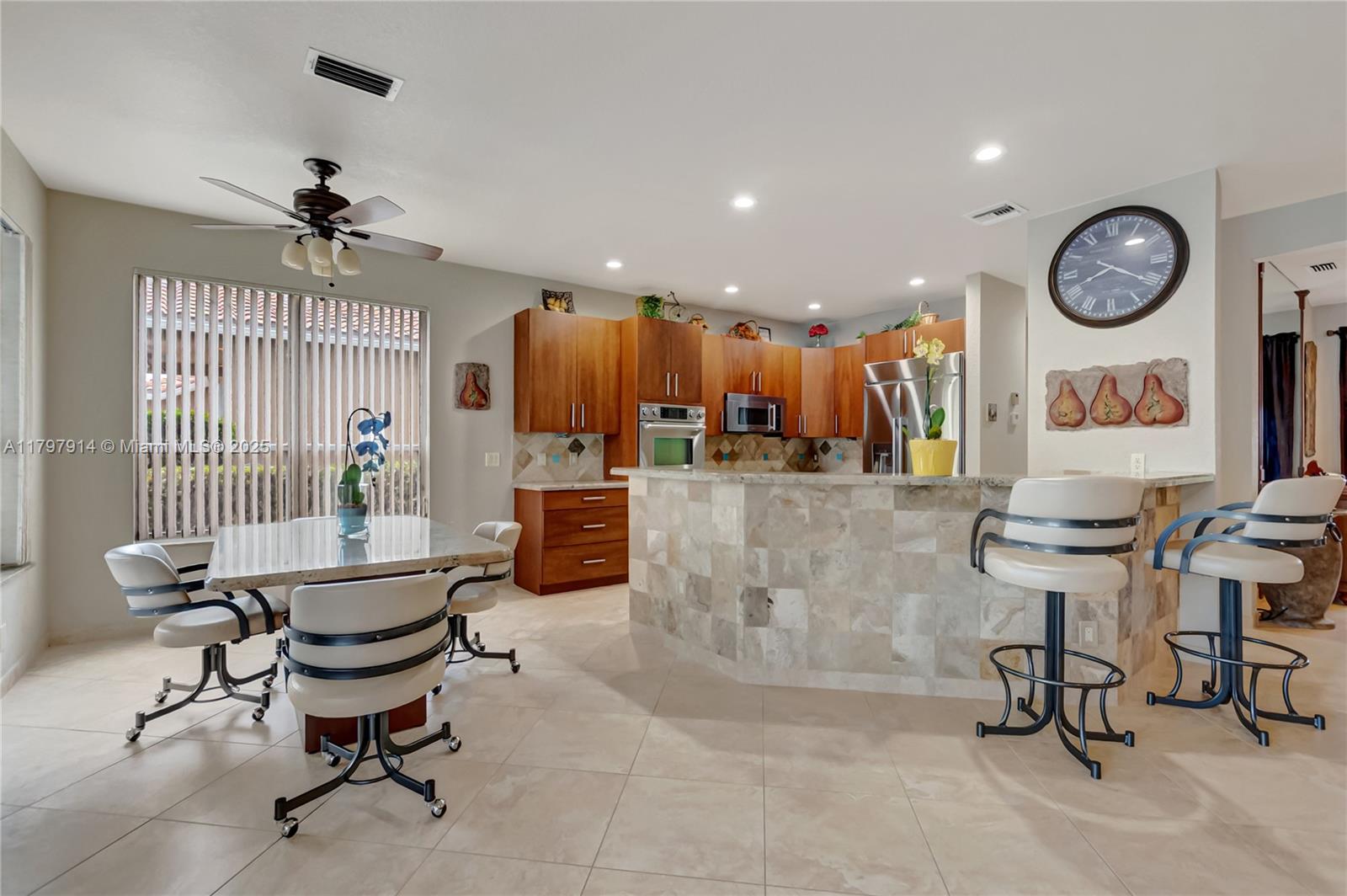 12672 Tucano Circle Boca Raton, FL 33428 - Photo 17 of 83 Gallery Image 17