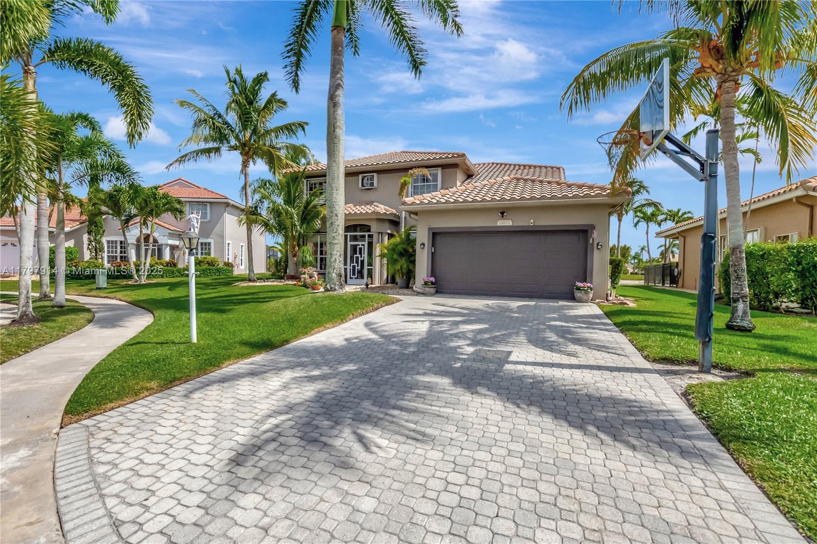 12672 Tucano Circle Boca Raton, FL 33428 - Photo 4 of 83 Gallery Image 4