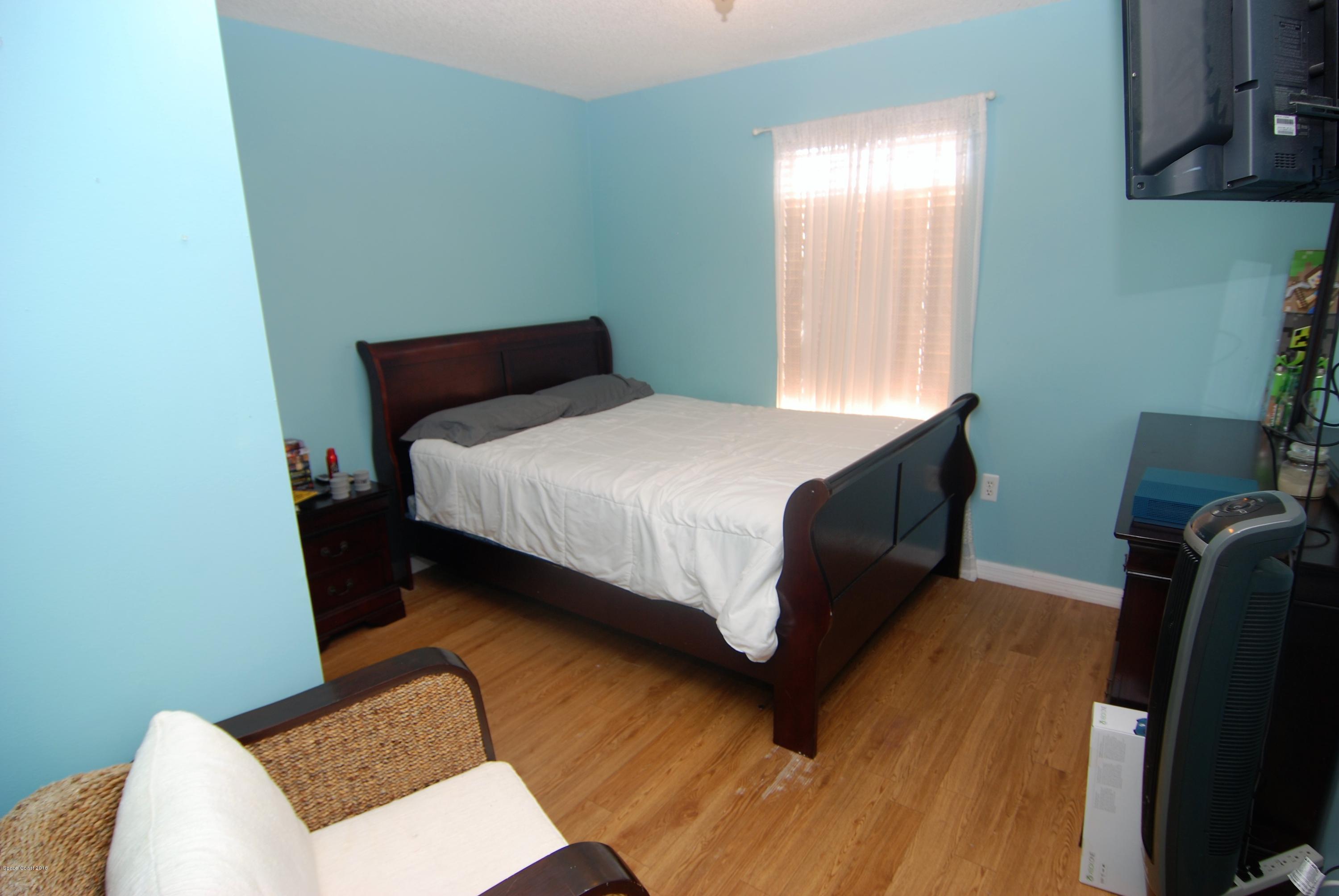 620 Crowberry Road Northeast Palm Bay, FL 32907 - Photo 11 of 17 Bedroom #2