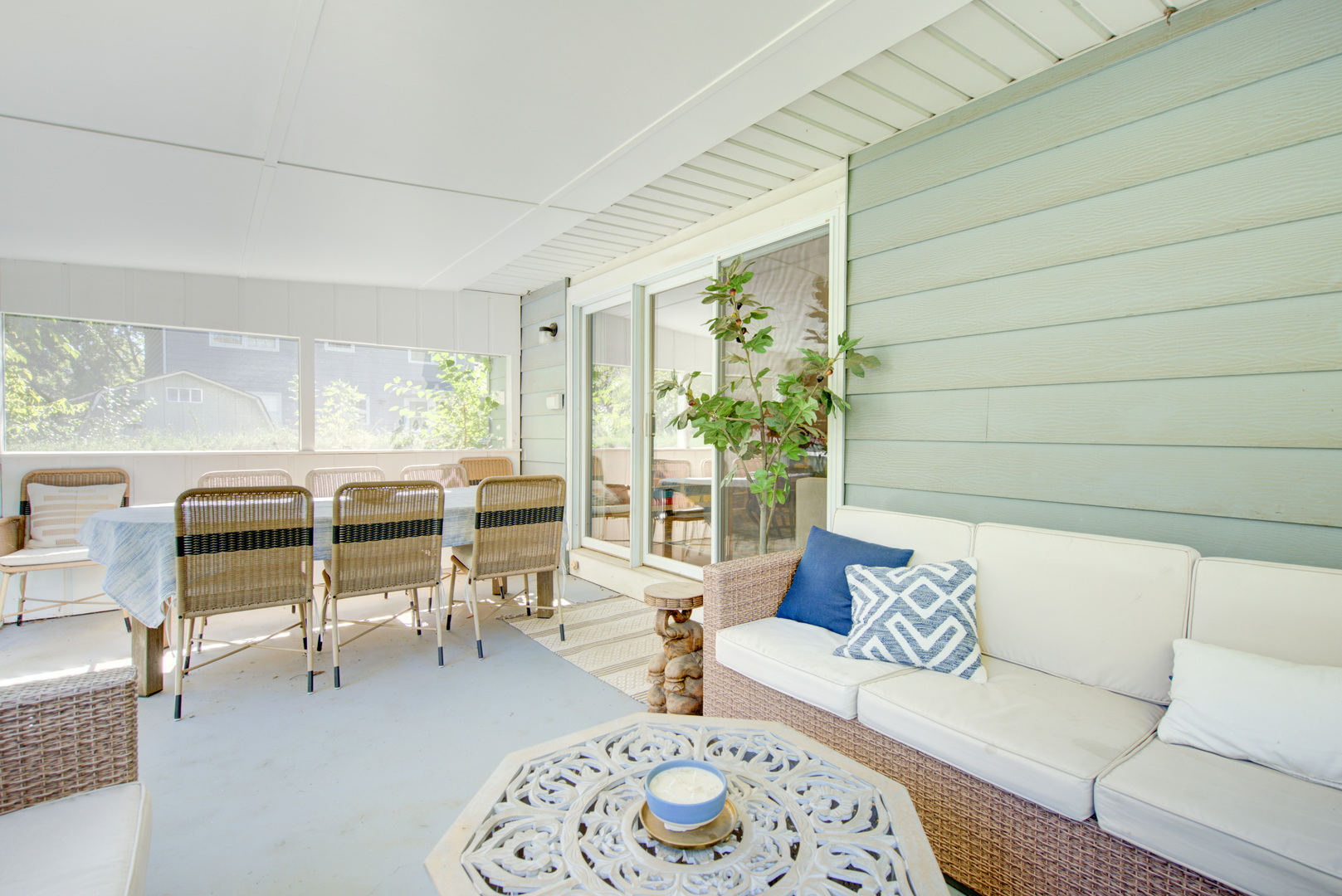 1236 Hercules Lane Naperville, IL 60540 - Photo 31 of 41 a living room with furniture and a large window