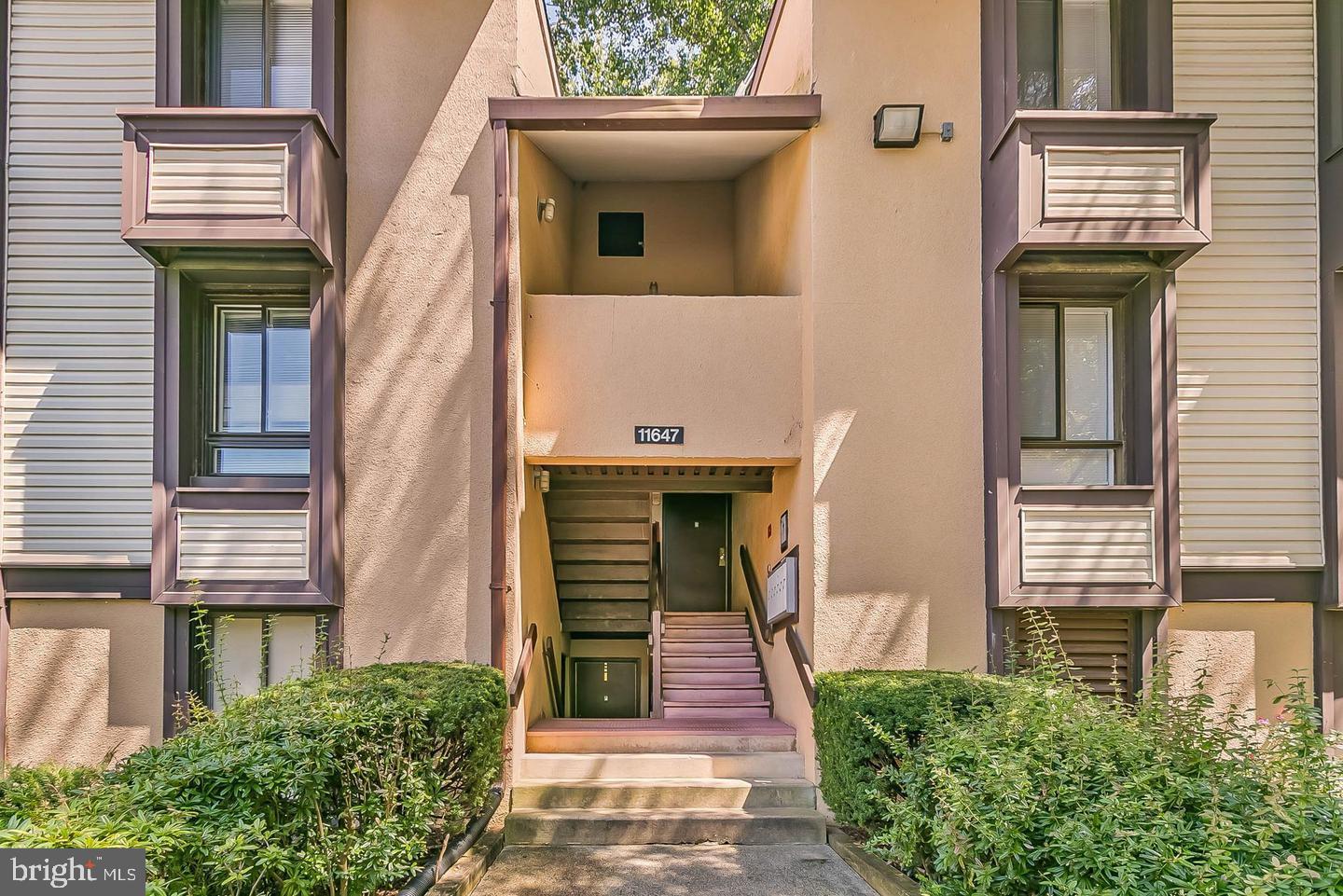 11647 Stoneview Square, Unit 88/2B Reston, VA 20191 - Photo 1 of 7
