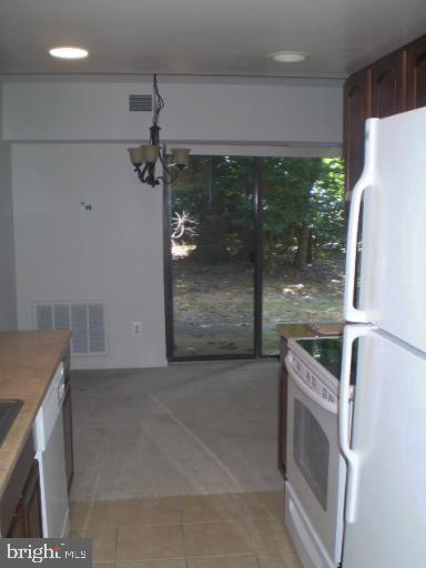 11647 Stoneview Square, Unit 88/2B Reston, VA 20191 - Photo 5 of 7
