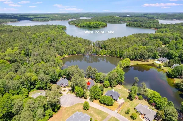 $649,000 | 110 Pond View Point, LaGrange, GA 30240