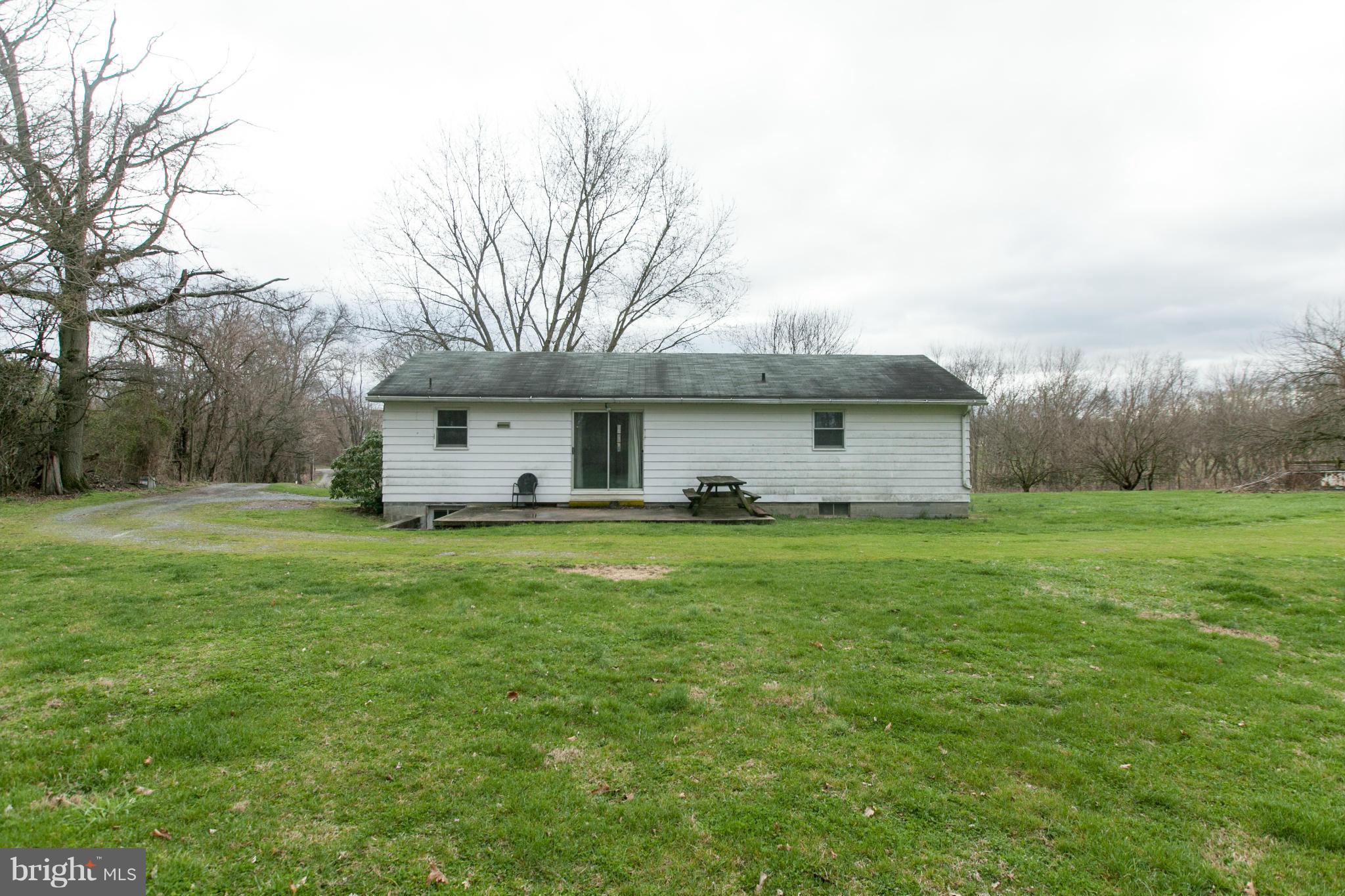 11930 Walnut Point Road Hagerstown, MD 21740 - Photo 19 of 30 Exterior (Rear)
