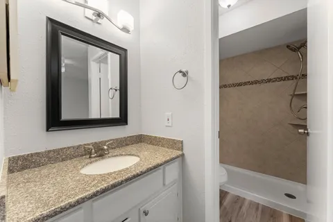 $148,000 | 14515 Wunderlich Drive, Unit 1413, Houston, TX 77069