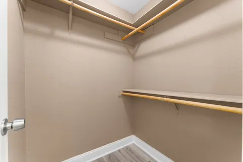 $148,000 | 14515 Wunderlich Drive, Unit 1413, Houston, TX 77069