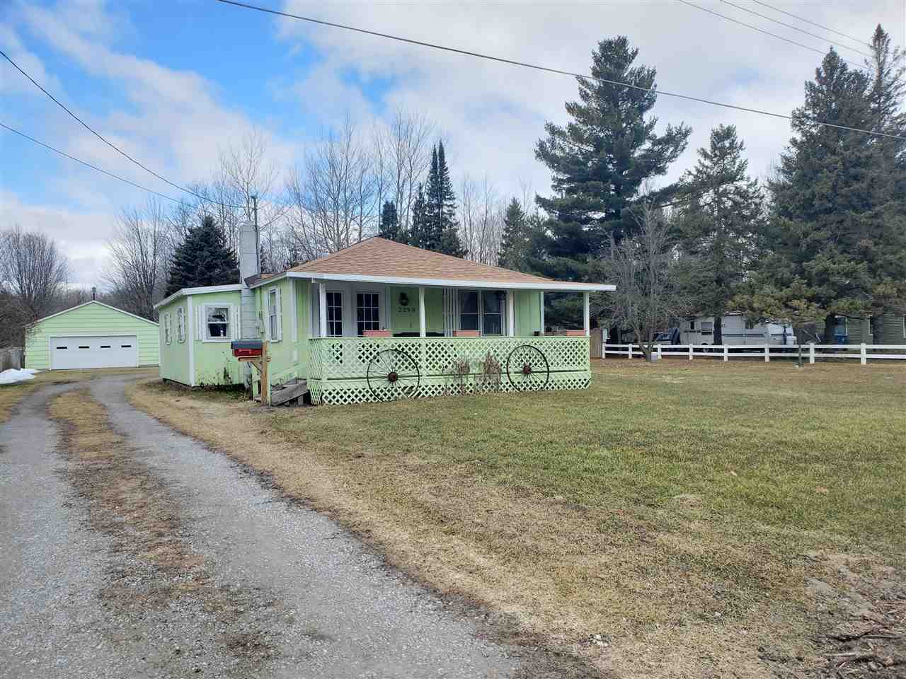 2299 North Huron Road Pinconning, MI 48650 - Photo 1 of 18