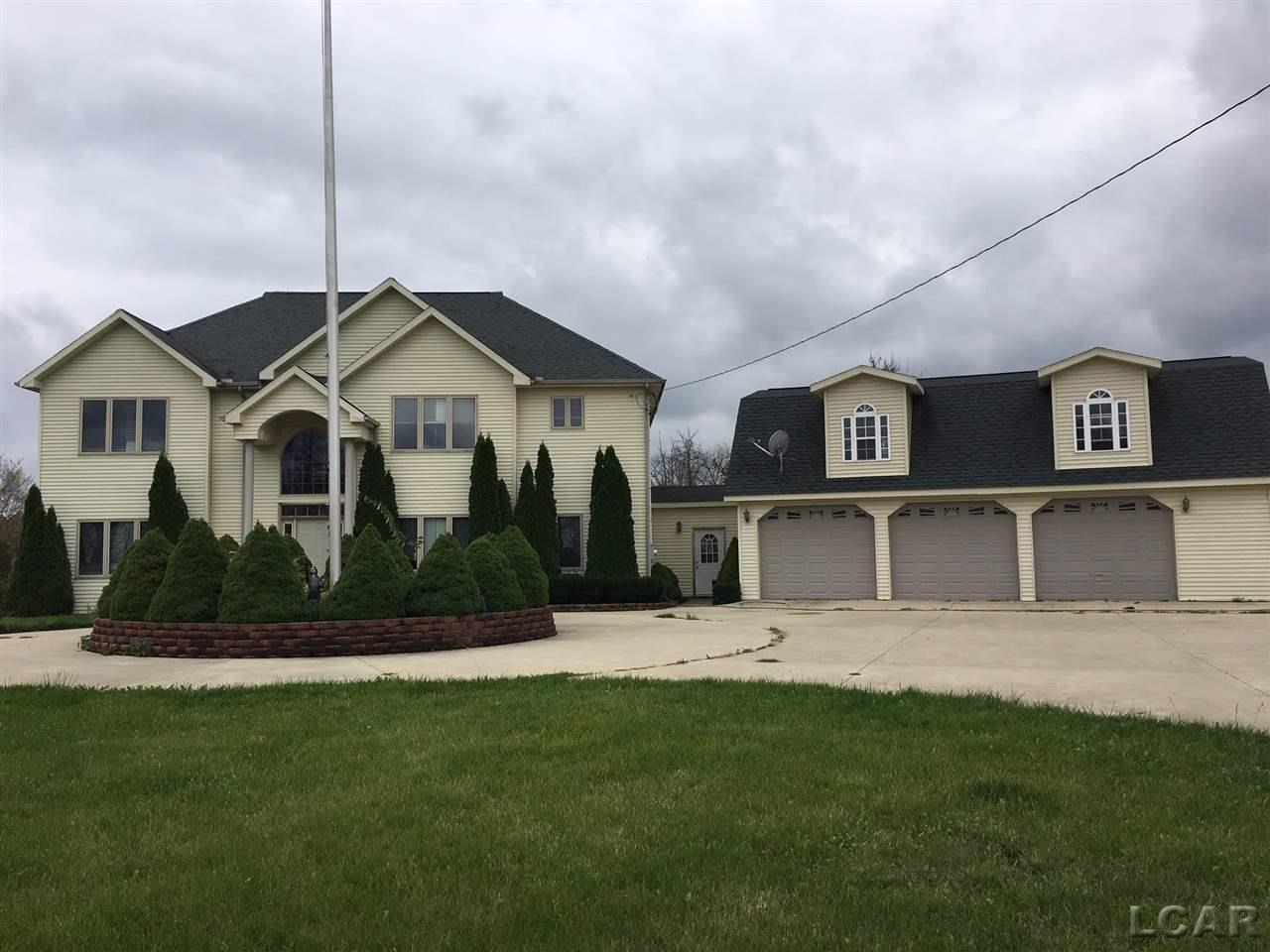 14750 Hudson Road Manchester, MI 48158 - Photo 1 of 46 Main House Front