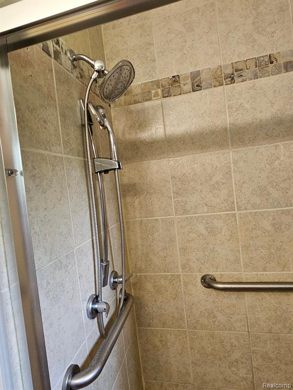 9382 Corunna Road Swartz Creek, MI 48473 - Photo 39 of 48 Gallery Image 39