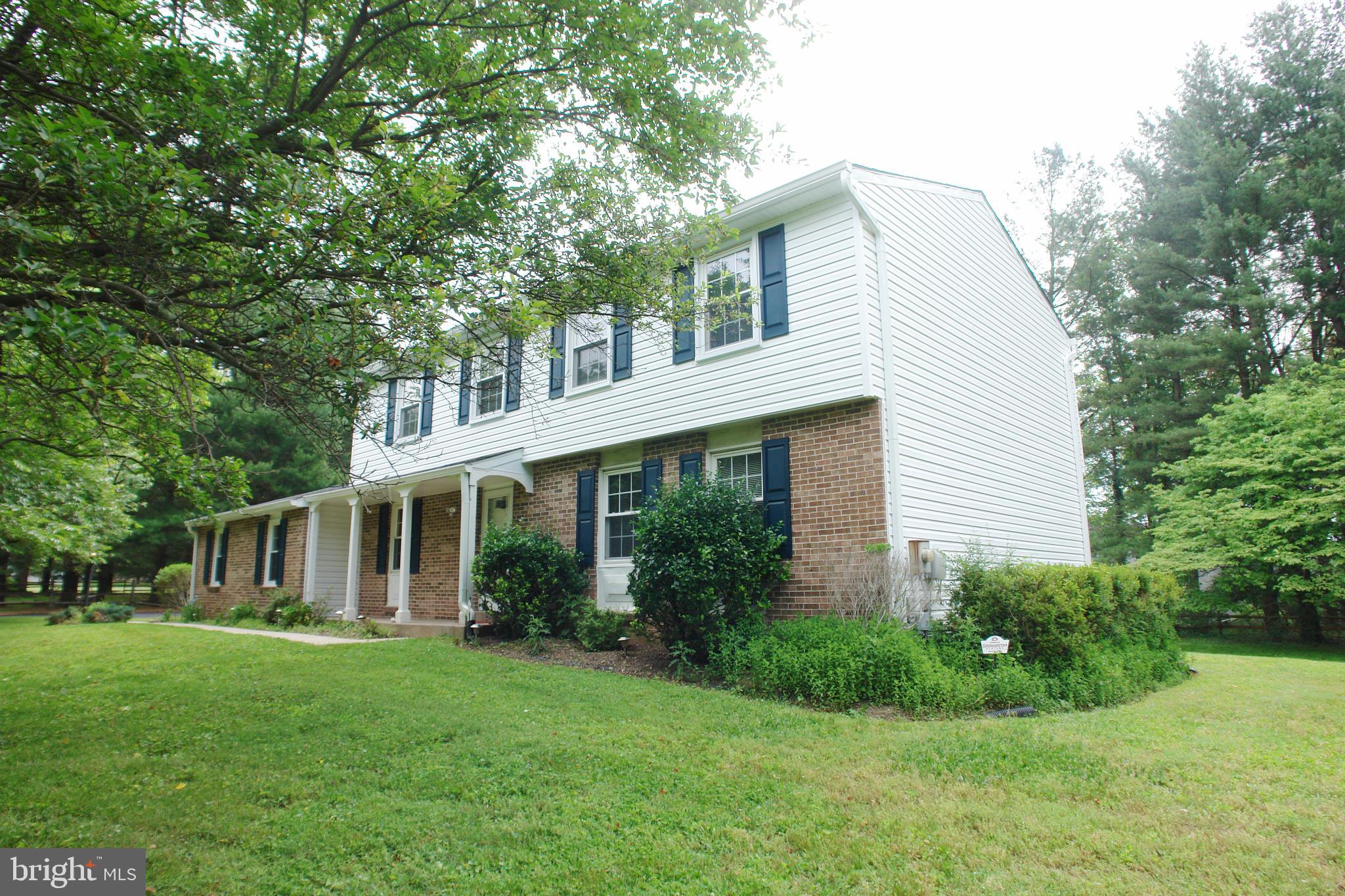 9401 Huntmaster Road Laytonsville, MD 20882 - Photo 3 of 56 Front view of the house