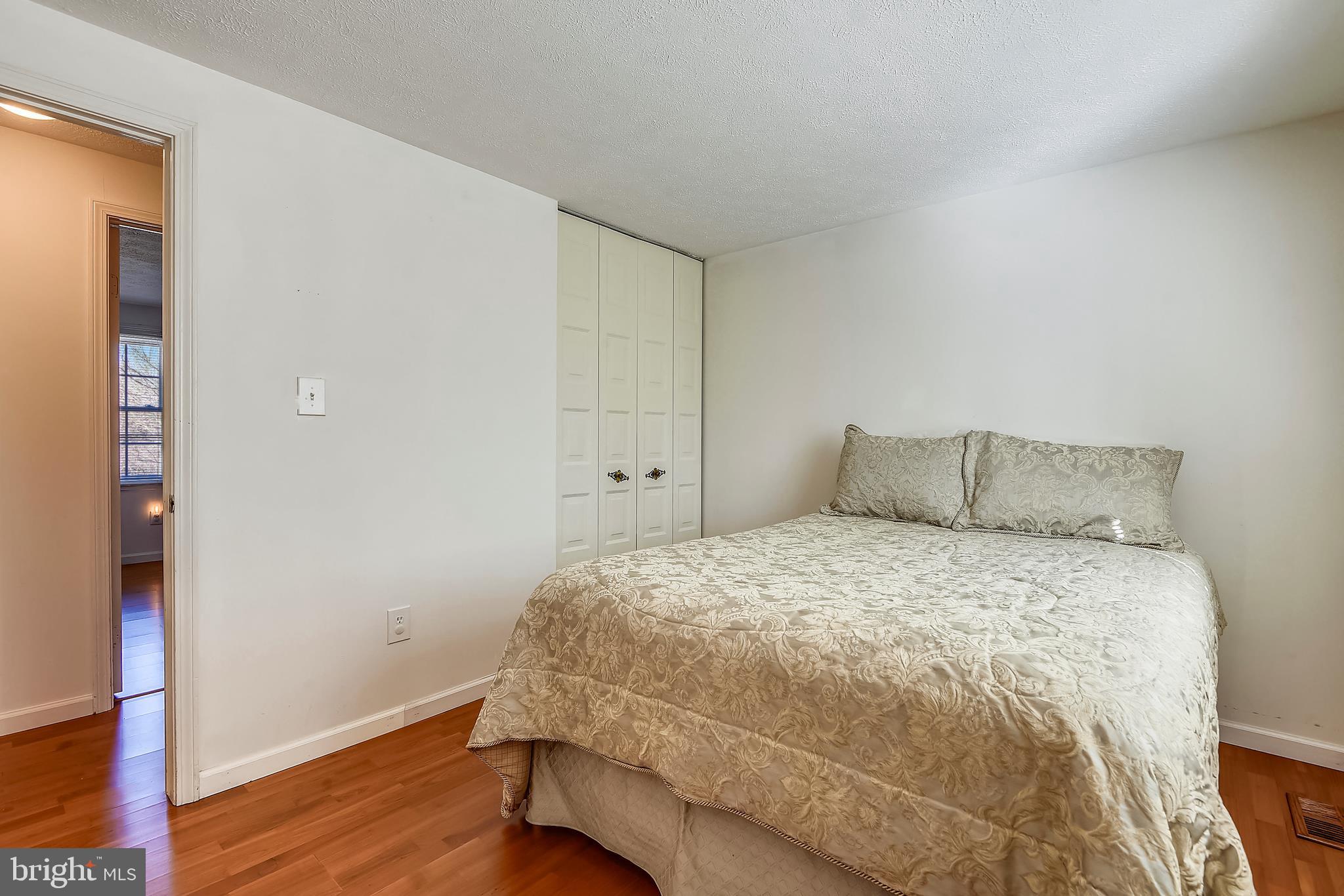 9401 Huntmaster Road Laytonsville, MD 20882 - Photo 37 of 56 Bedroom #4 has spacious closet