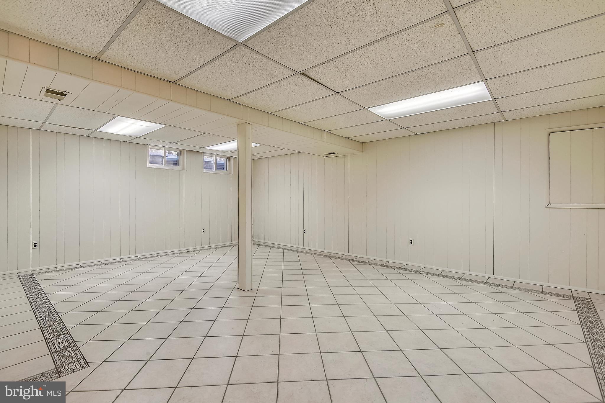 9401 Huntmaster Road Laytonsville, MD 20882 - Photo 40 of 56 Recreation room #1 has tiled floor