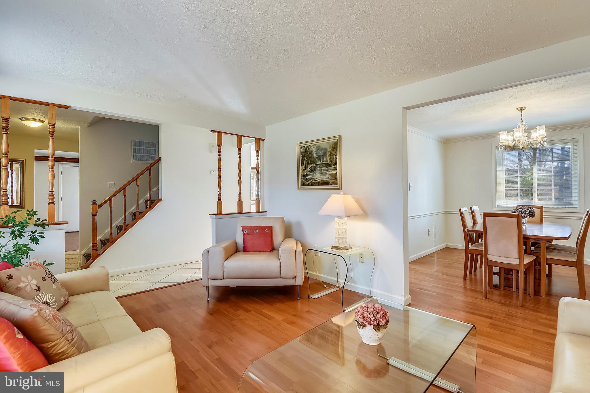 9401 Huntmaster Road Laytonsville, MD 20882 - Photo 10 of 56 Living room is bright and spacious