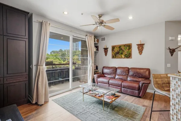 $575,000 | 1480 Broadway, Unit 2204, San Diego, CA 92101