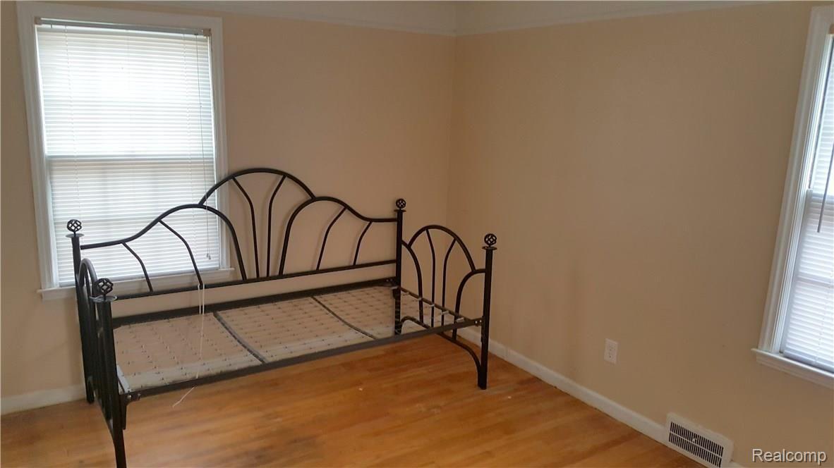 14895 Stahelin Road Detroit, MI 48223 - Photo 15 of 20 2016-12-01 12.38