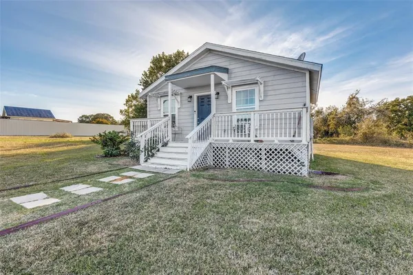 $330,000 | 113 McCrae Lane, Boyd, TX 76023