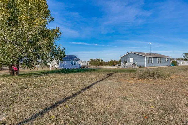 $330,000 | 113 McCrae Lane, Boyd, TX 76023
