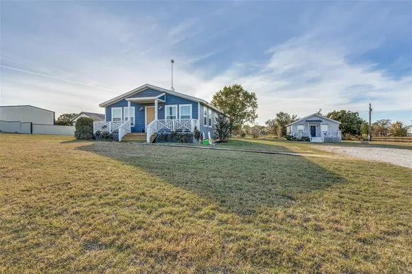 $330,000 | 113 McCrae Lane, Boyd, TX 76023
