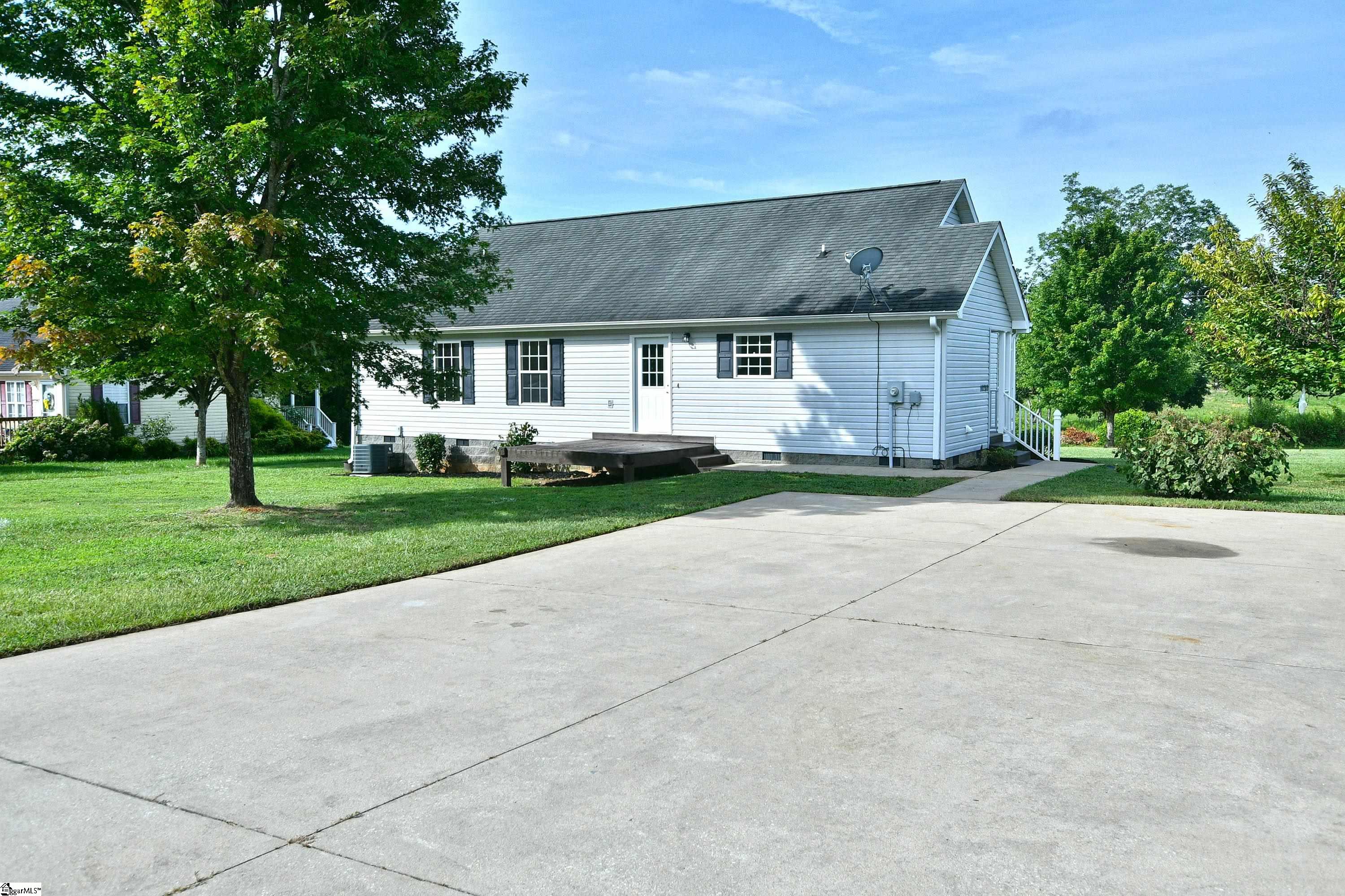 10280 New Cut Road Campobello, SC 29322 - Photo 6 of 35 Gallery Image 6