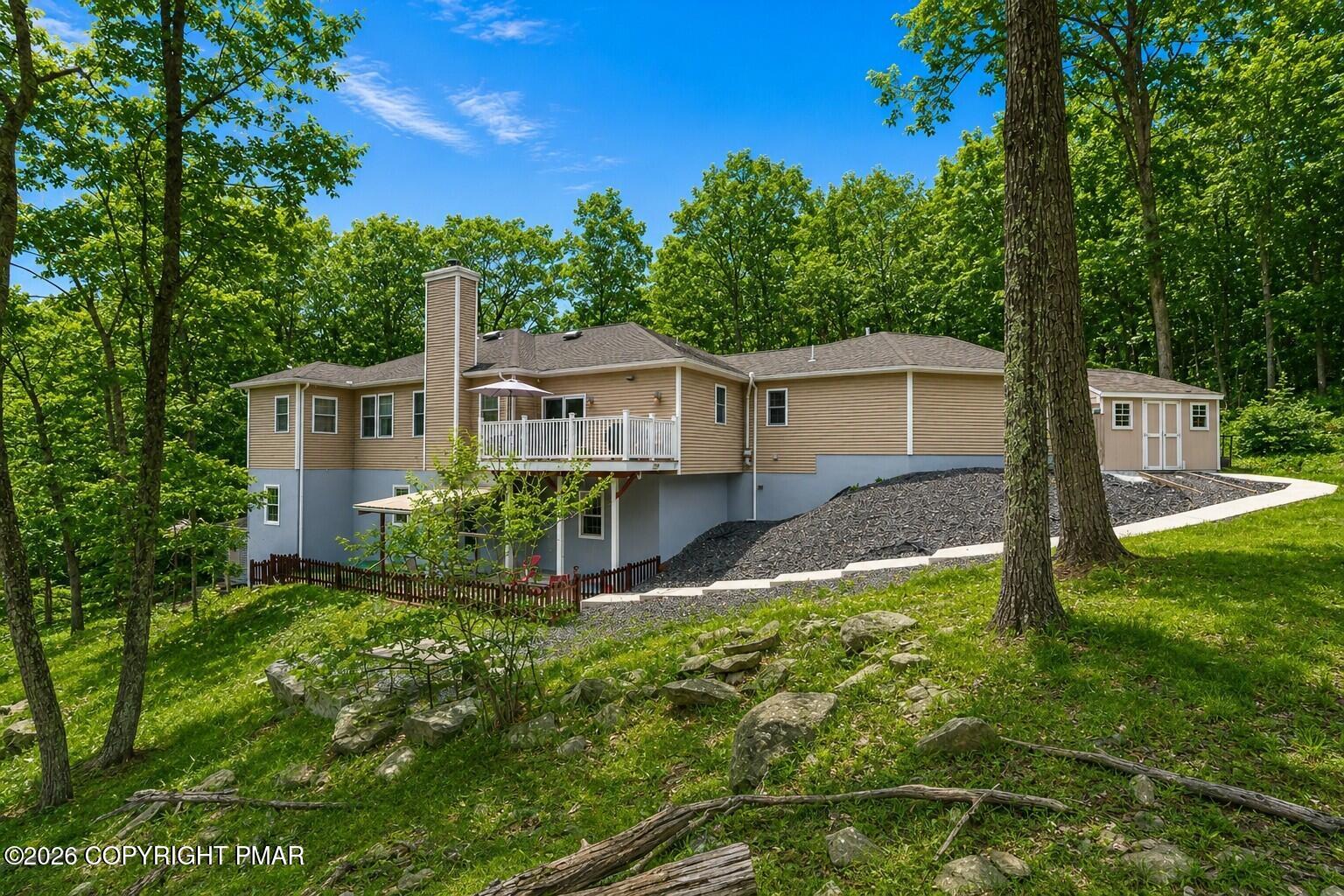 1007 Hampstead Road Bushkill, PA 18324 - Photo 47 of 68 095A9683 edit summer
