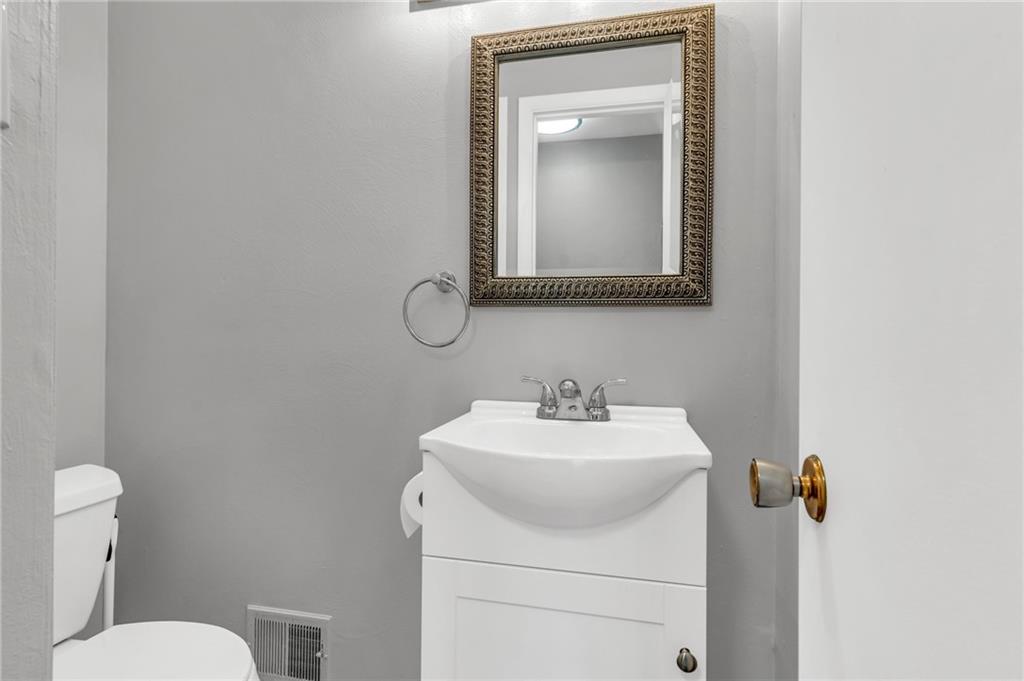 1035 Harvard Road Monroeville, PA 15146 - Photo 7 of 23 Gallery Image 7