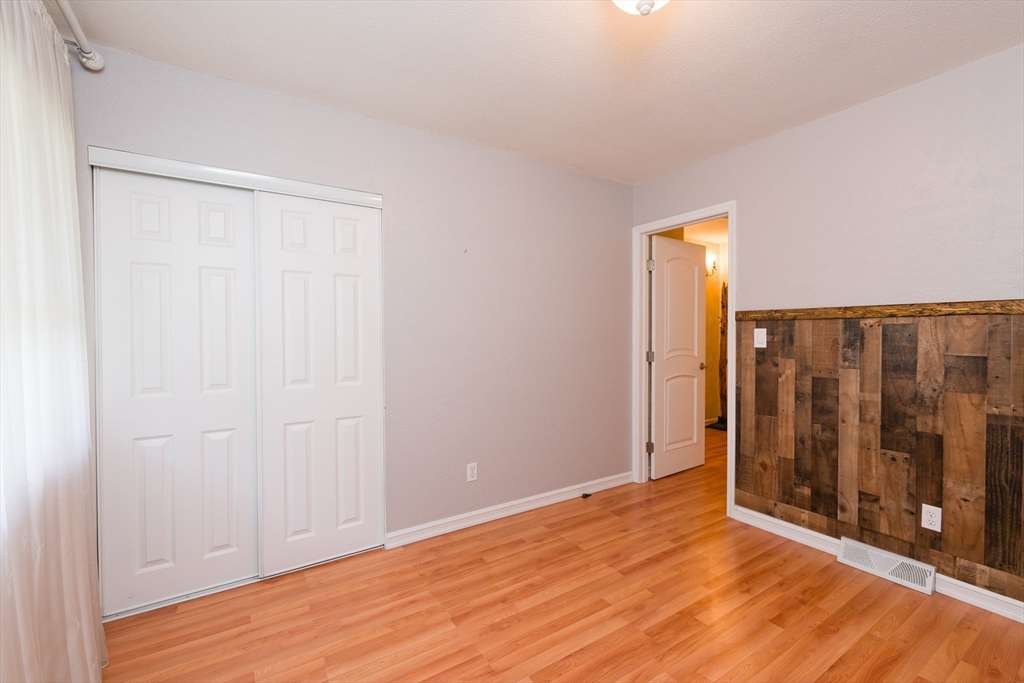 555 Russell Road, Unit J65 Westfield, MA 01085 - Photo 23 of 27 Gallery Image 23