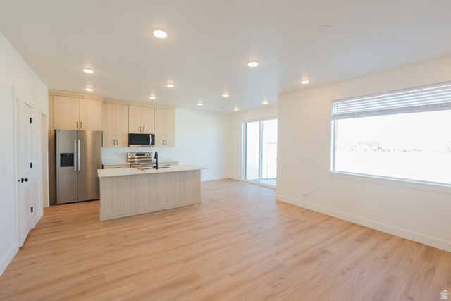 645 North 300 West Smithfield, UT 84335 - Photo 5 of 21