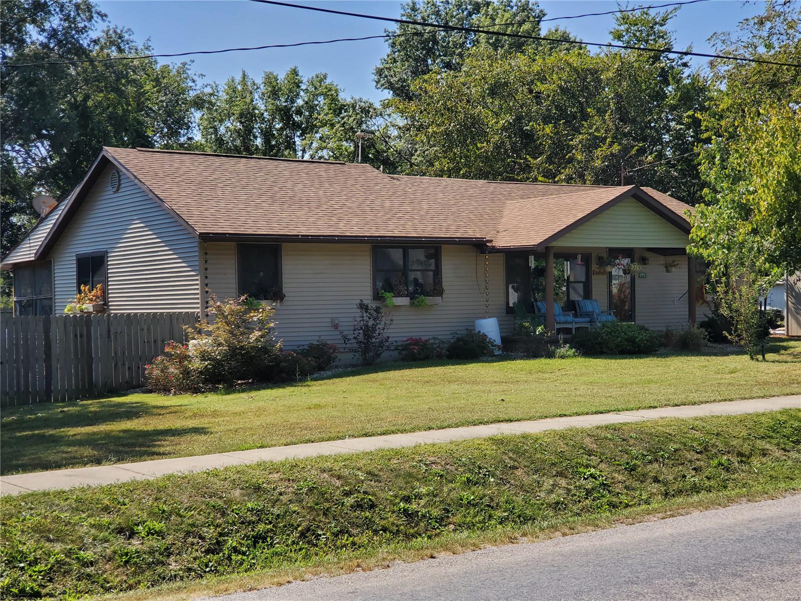242 Main Street Radom, IL 62808 - Photo 1 of 34 Gallery Image 1