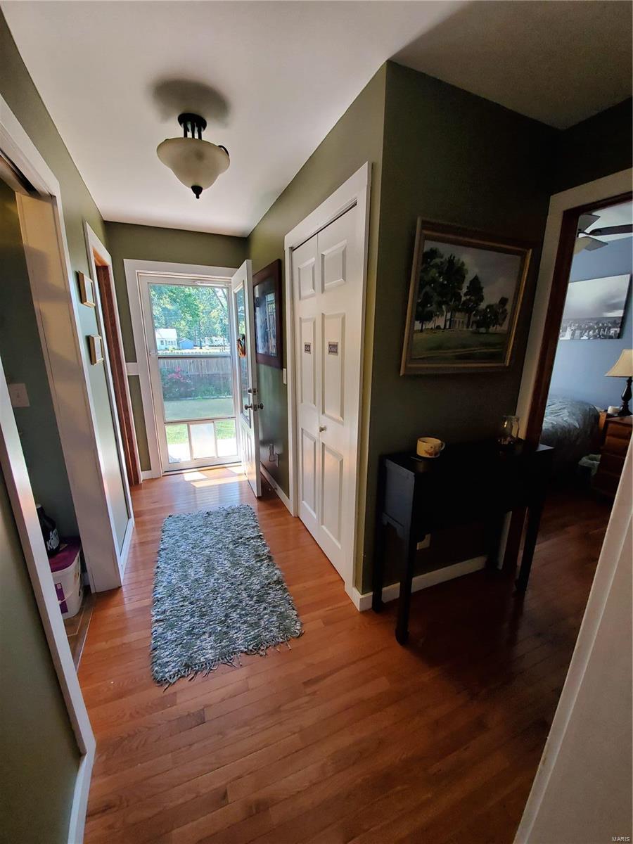 242 Main Street Radom, IL 62808 - Photo 11 of 34 Gallery Image 11