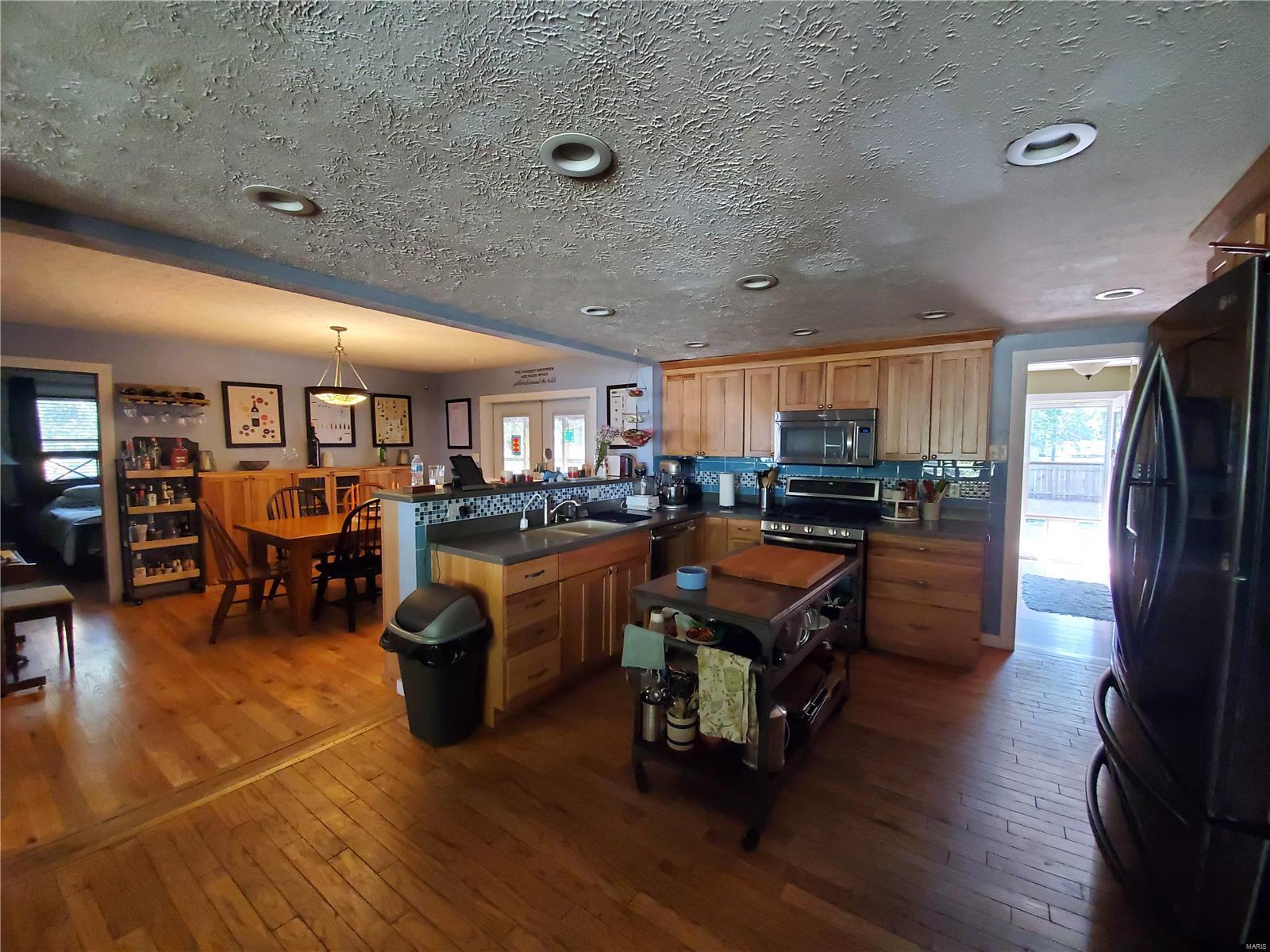 242 Main Street Radom, IL 62808 - Photo 17 of 34 Gallery Image 17