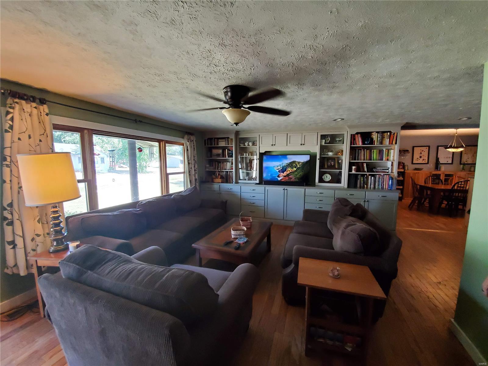 242 Main Street Radom, IL 62808 - Photo 18 of 34 Gallery Image 18