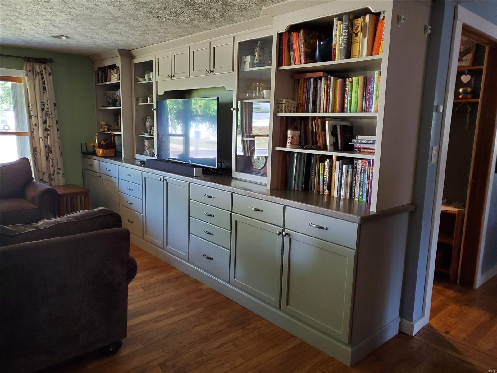 242 Main Street Radom, IL 62808 - Photo 24 of 34 Gallery Image 24