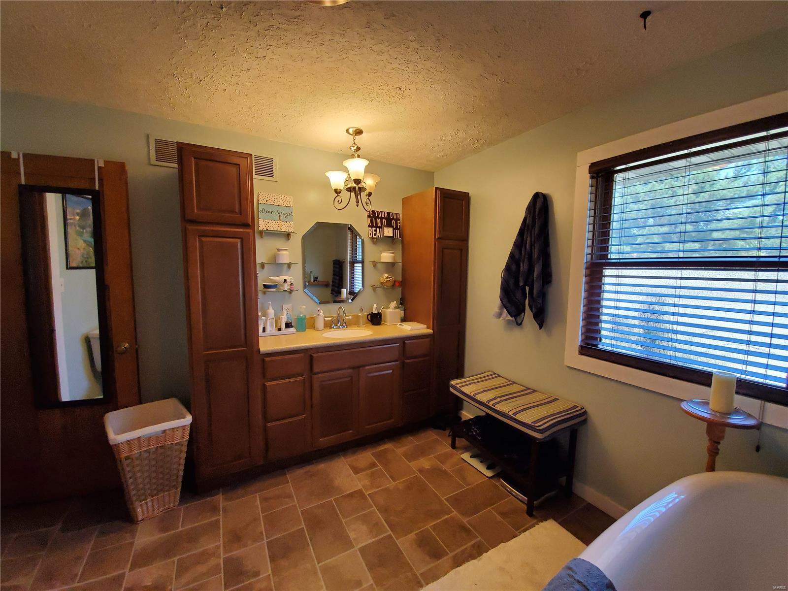 242 Main Street Radom, IL 62808 - Photo 26 of 34 Gallery Image 26