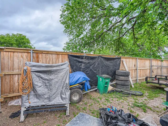 a view of outdoor space yard deck and patio
