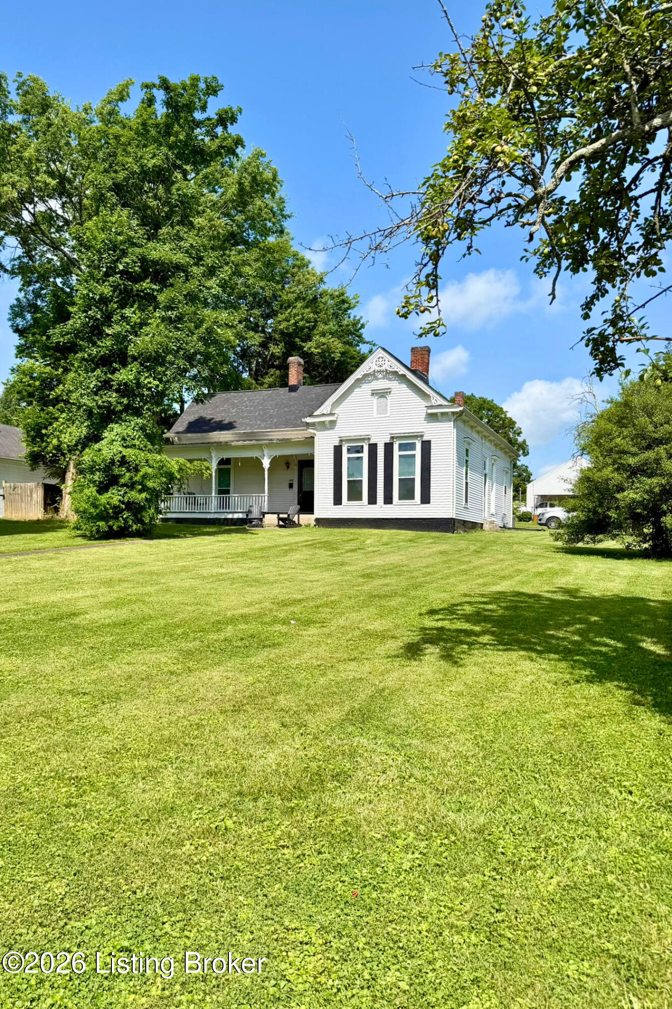 516 North Walnut Street Springfield, KY 40069 - Photo 2 of 44 2 - 516 N Walnut St
