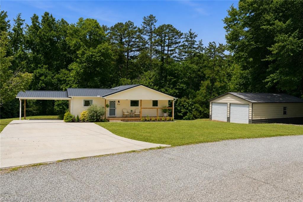 504 George Surratt Road Lexington, NC 27295 - Photo 9 of 26