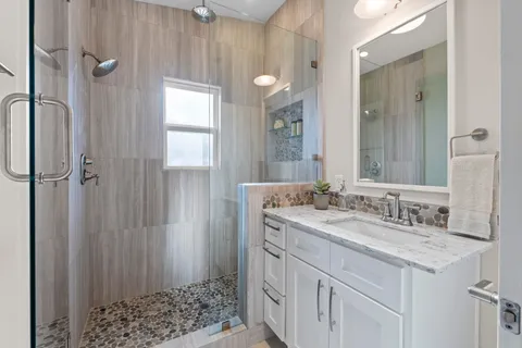 $799,000 | 4518 Avenue D, Austin, TX 78751