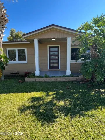 $2,200 | 1528 Oak Avenue, Panama City, FL 32405