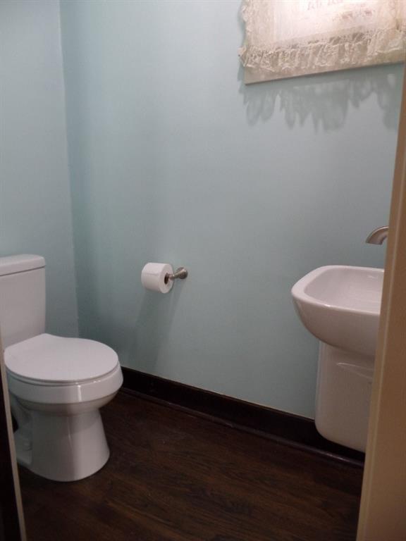 454 Mapleton Avenue Pittsburgh, PA 15228 - Photo 14 of 32 New First floor powder room