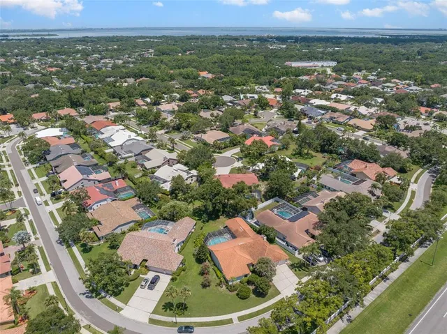 $949,500 | 167 Woodcreek Drive West, Safety Harbor, FL 34695