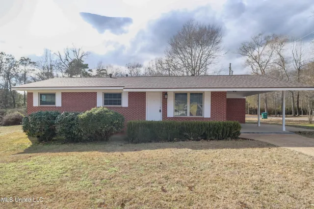 $185,000 | 504 Clara Street, Wiggins, MS 39577