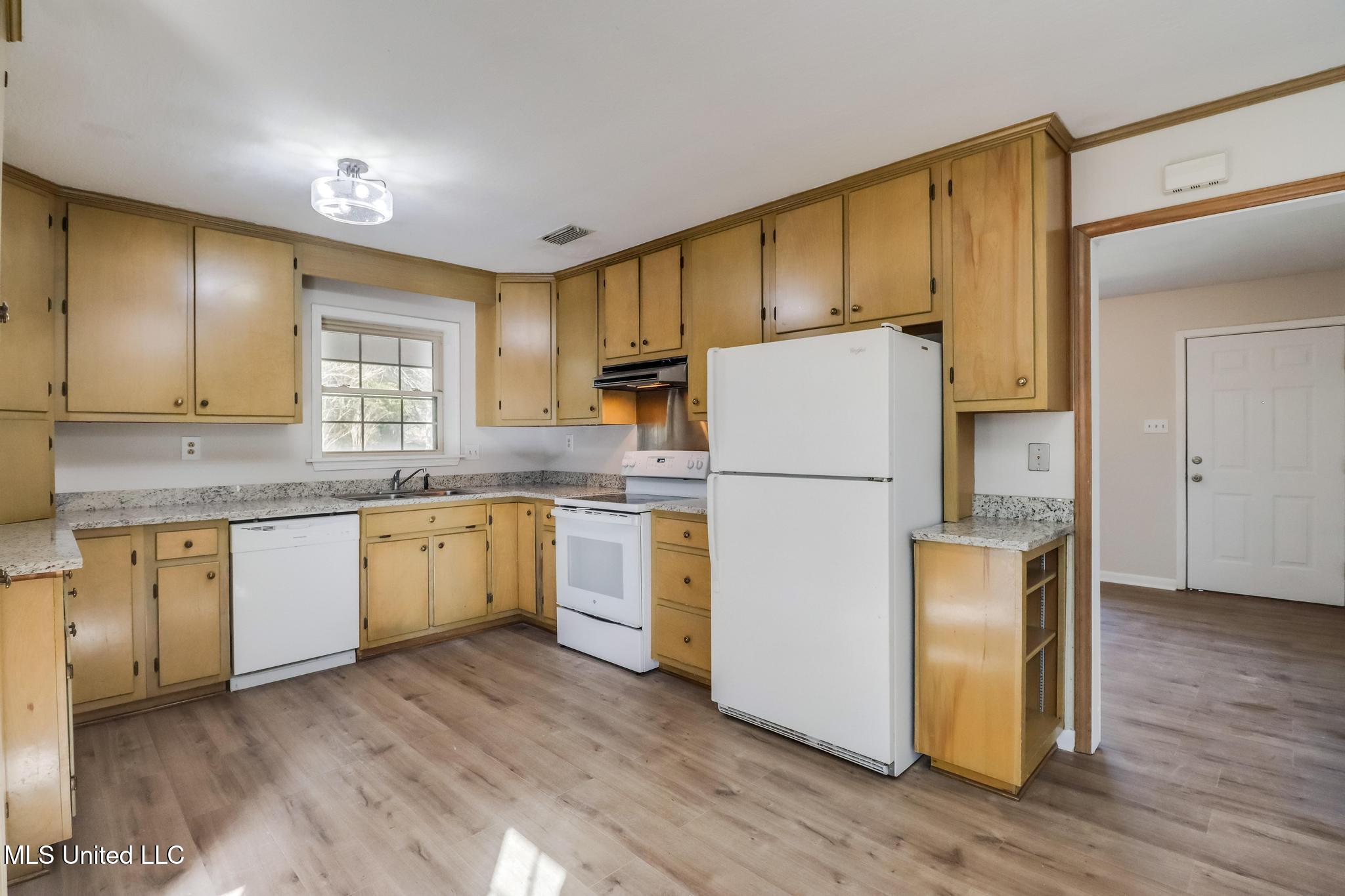 504 Clara Street Wiggins, MS 39577 - Photo 3 of 20 Photo Feb 03 2026, 3 48 31 PM (2)