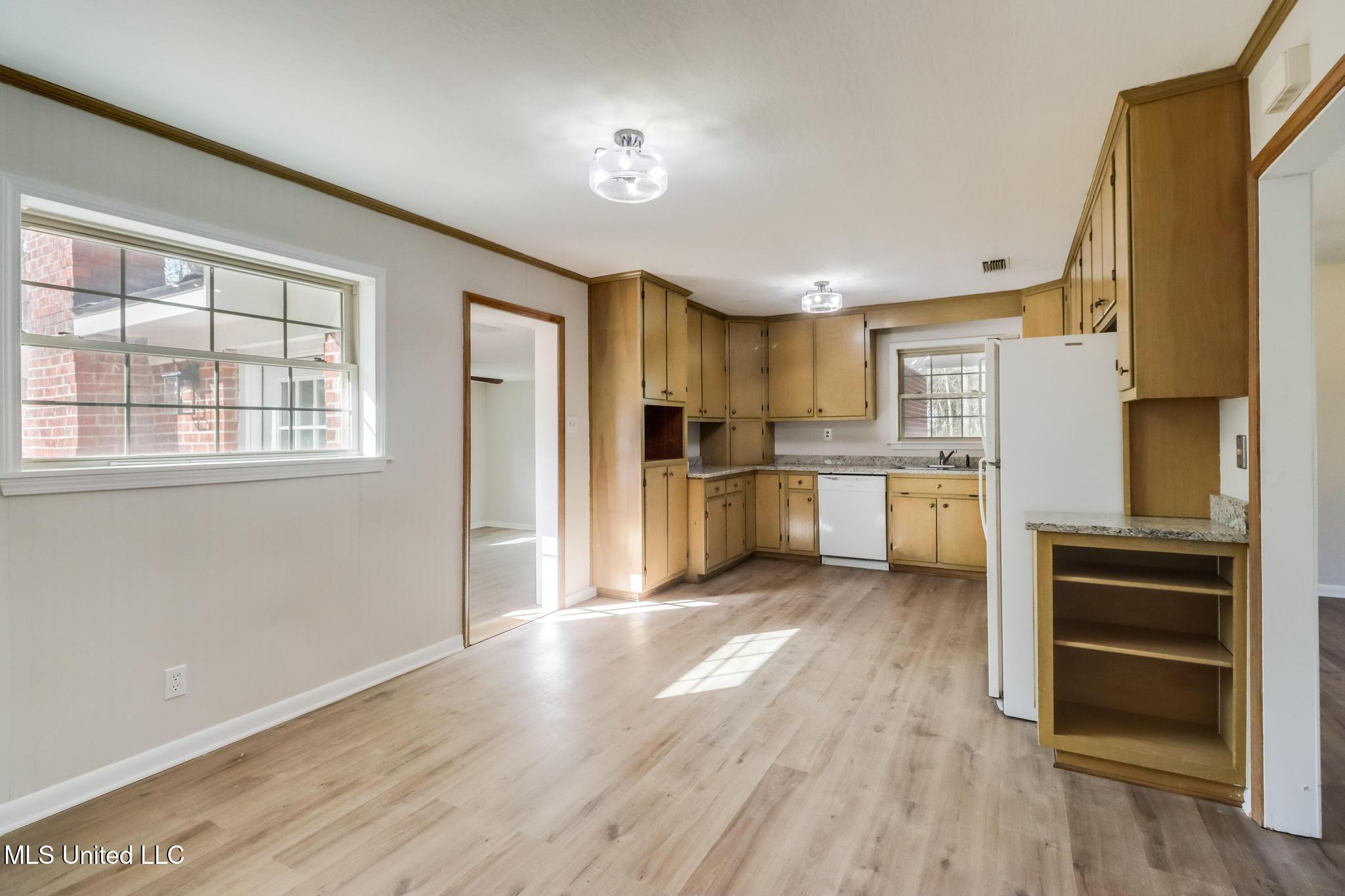 504 Clara Street Wiggins, MS 39577 - Photo 5 of 20 Photo Feb 03 2026, 3 48 15 PM (2)