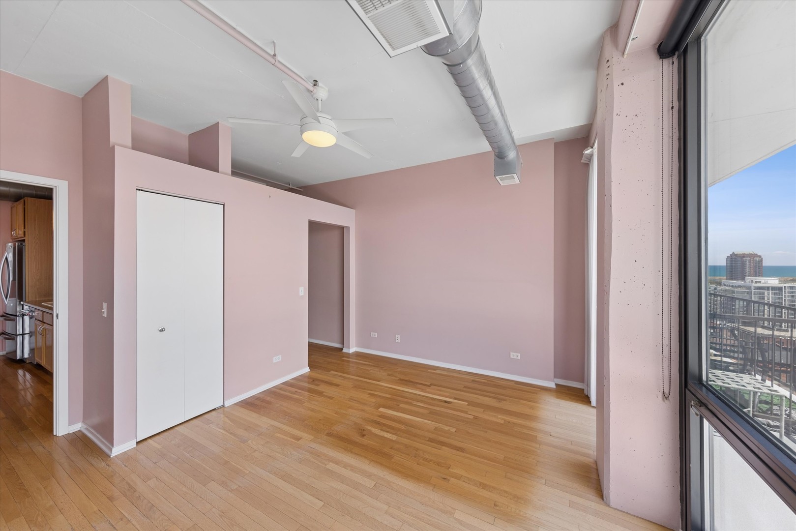 1530 South State Street, Unit 17R Chicago, IL 60605 - Photo 22 of 44 a view of an empty room