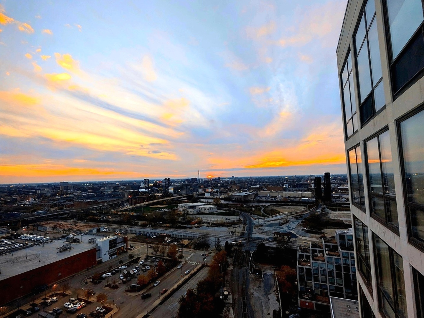 1530 South State Street, Unit 17R Chicago, IL 60605 - Photo 33 of 44 city view