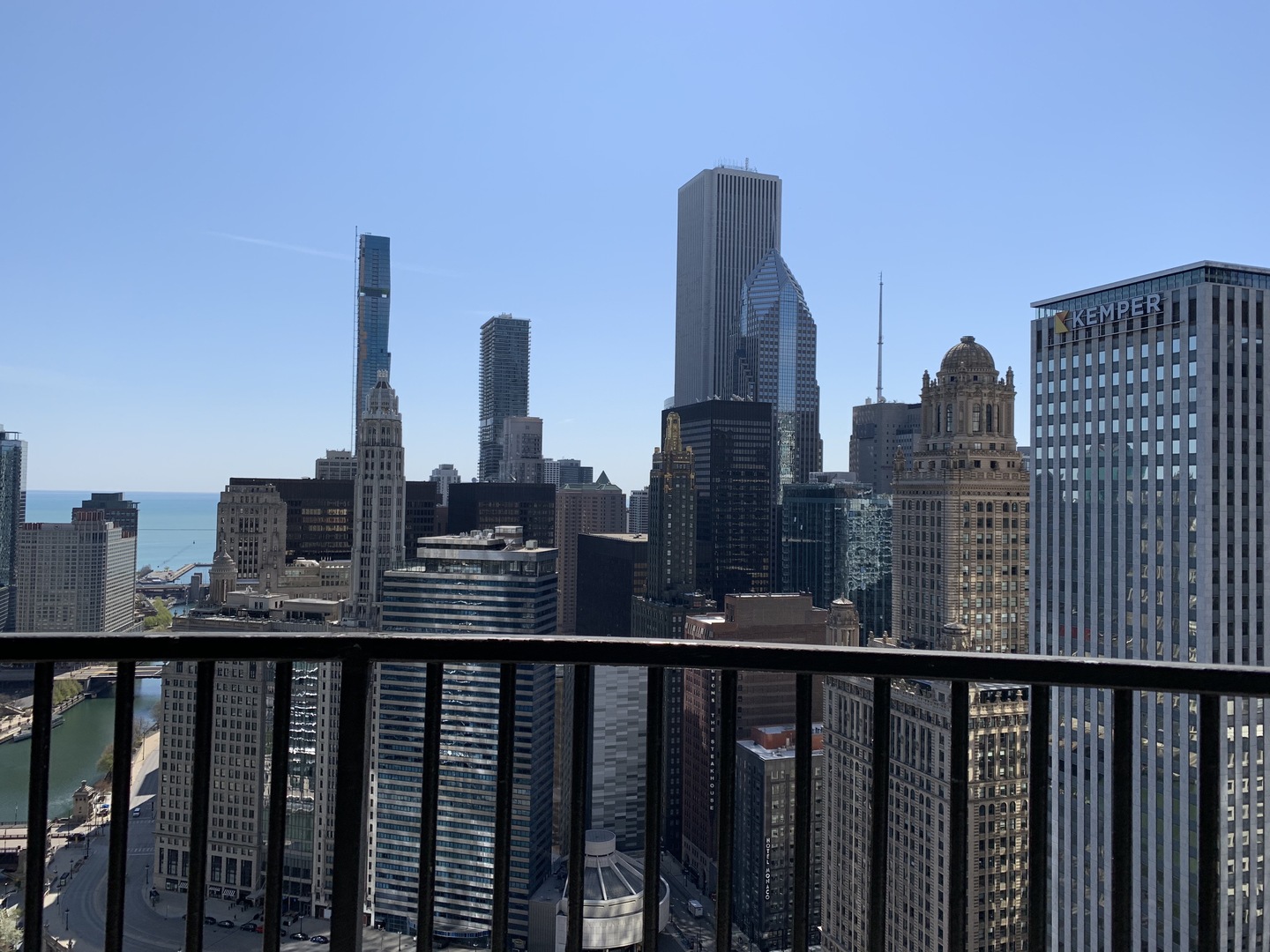 300 North State Street, Unit 4710 Chicago, IL 60654 - Photo 3 of 17