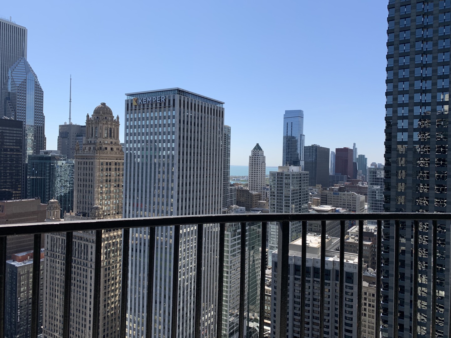 300 North State Street, Unit 4710 Chicago, IL 60654 - Photo 5 of 17