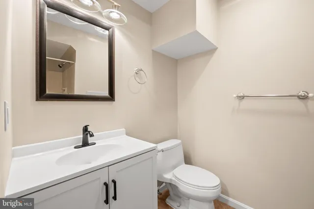 $3,495 | 1813 Glade Court, Annapolis, MD 21403