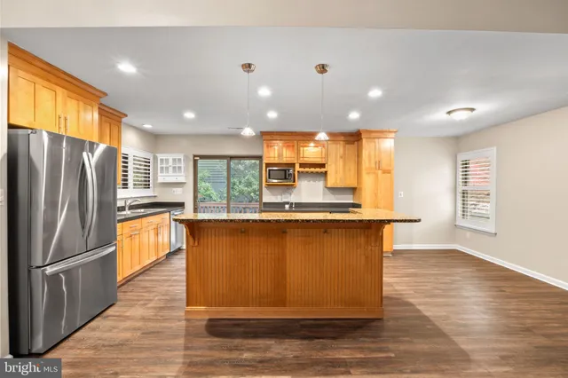 $3,495 | 1813 Glade Court, Annapolis, MD 21403